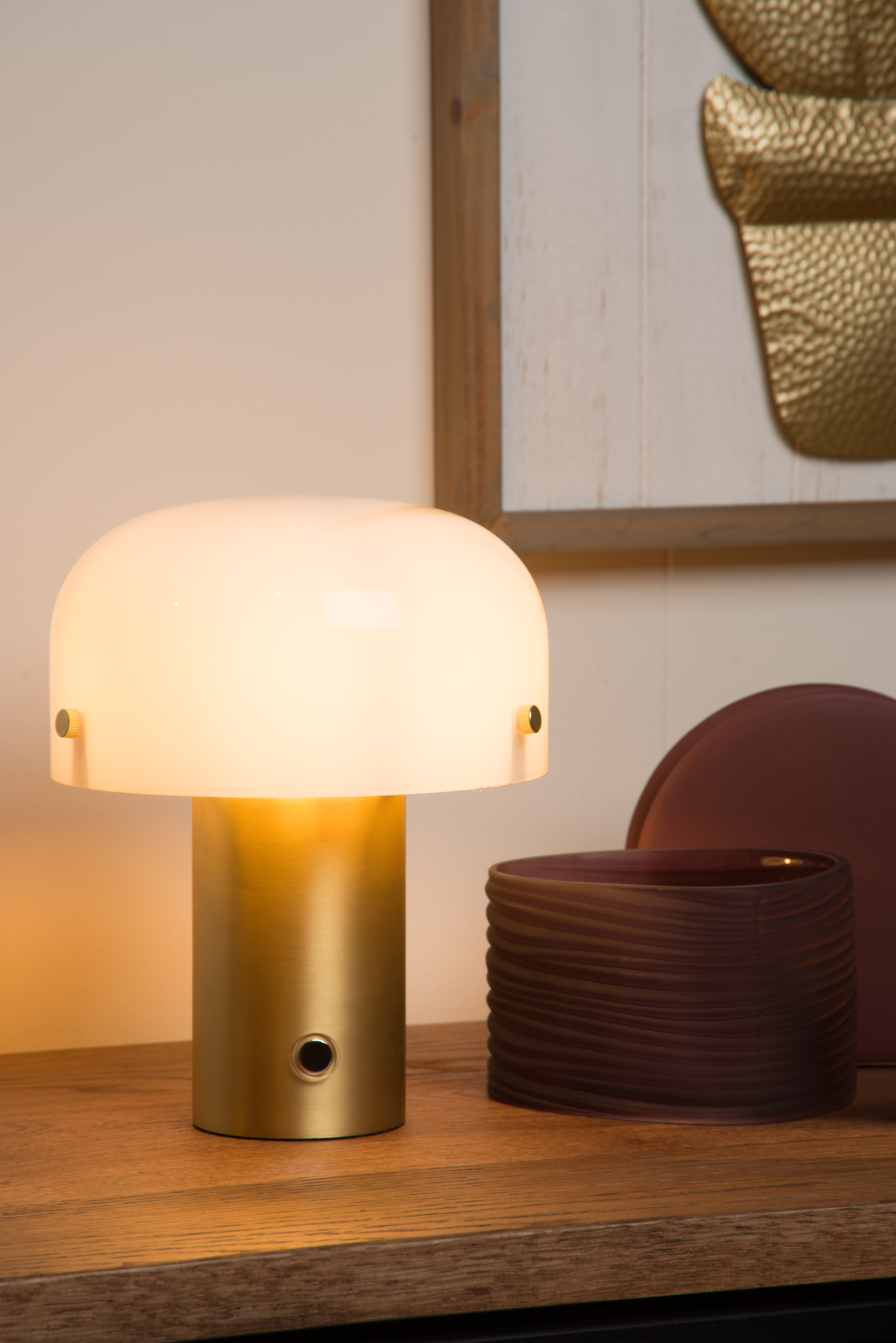 matt gold table lamp